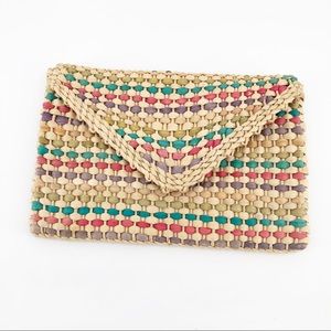 VINTAGE woven straw envelope clutch
